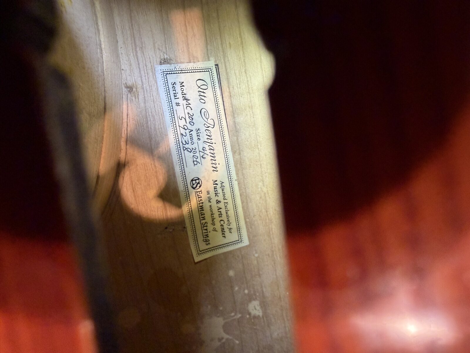 Interior label of the cello showing Otto Benjamin MC-200, 2006, serial number 59238