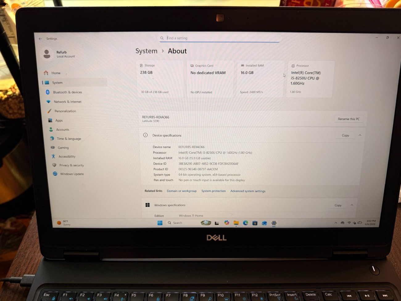Dell Latitude 5590 15.6" i5-8250U 16GB 256GB SSD Windows 11 + Charger — view 1