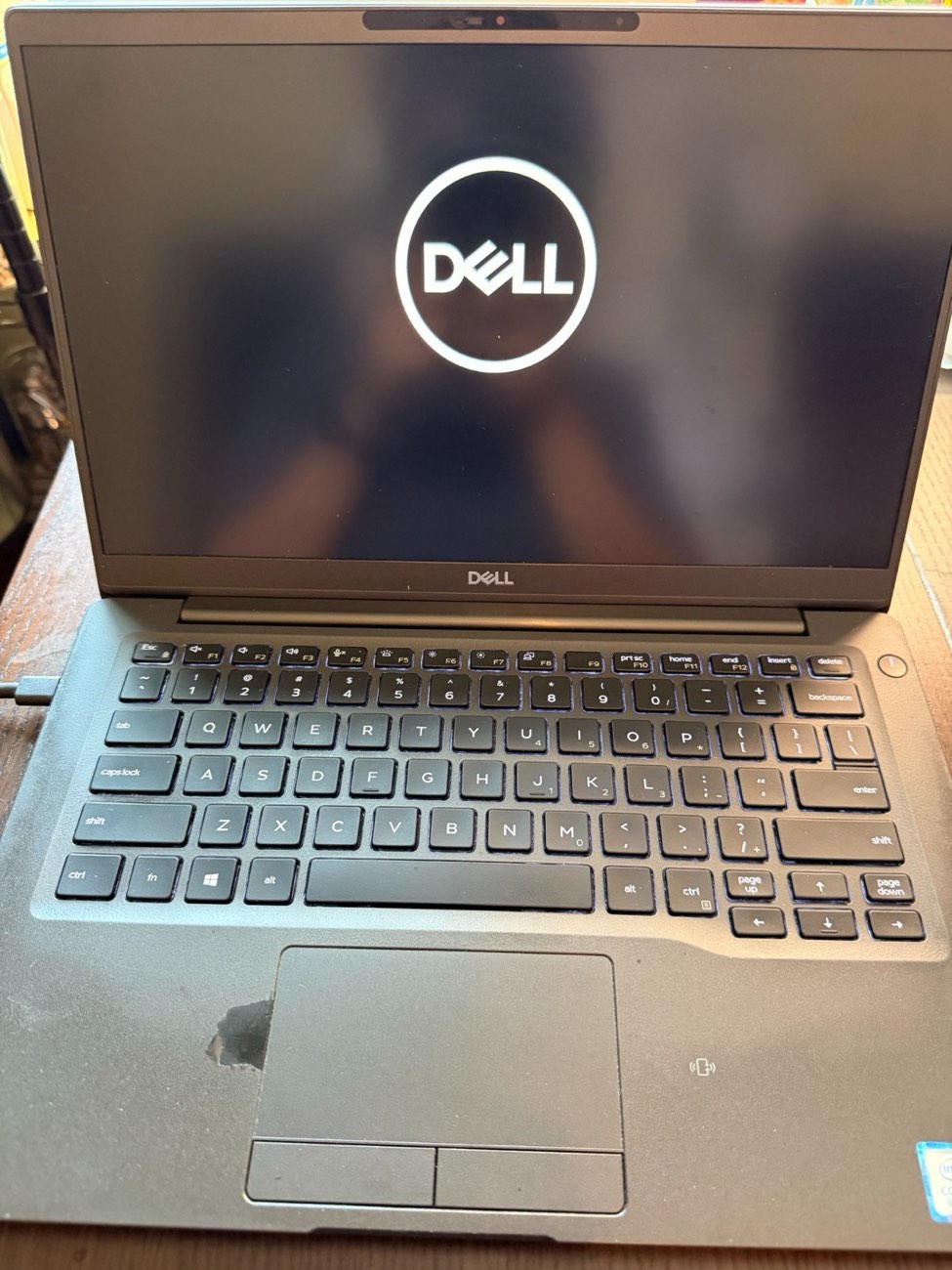 Dell Latitude 7400 14" i5-8365U 16GB 256GB SSD Windows 11 Laptop + Charger — view 2