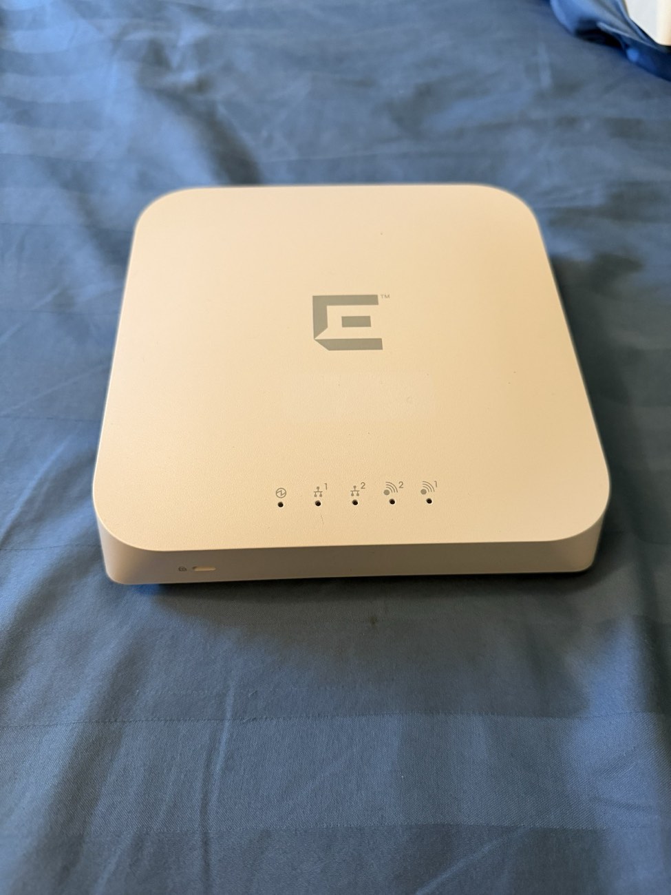 Extreme Networks WS-AP3825i 802.11ac 3x3 Access Point - OpenWrt Flashed, Ready — view 1