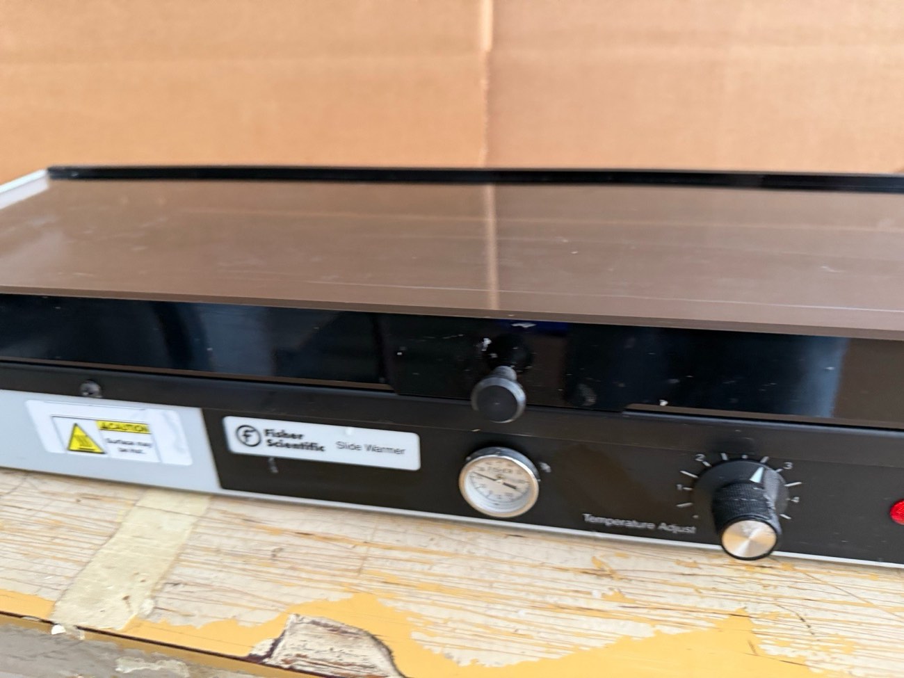 Fisher Scientific Model 77 Slide Warmer Histology Heated Plate 12-594  Powers On — view 2