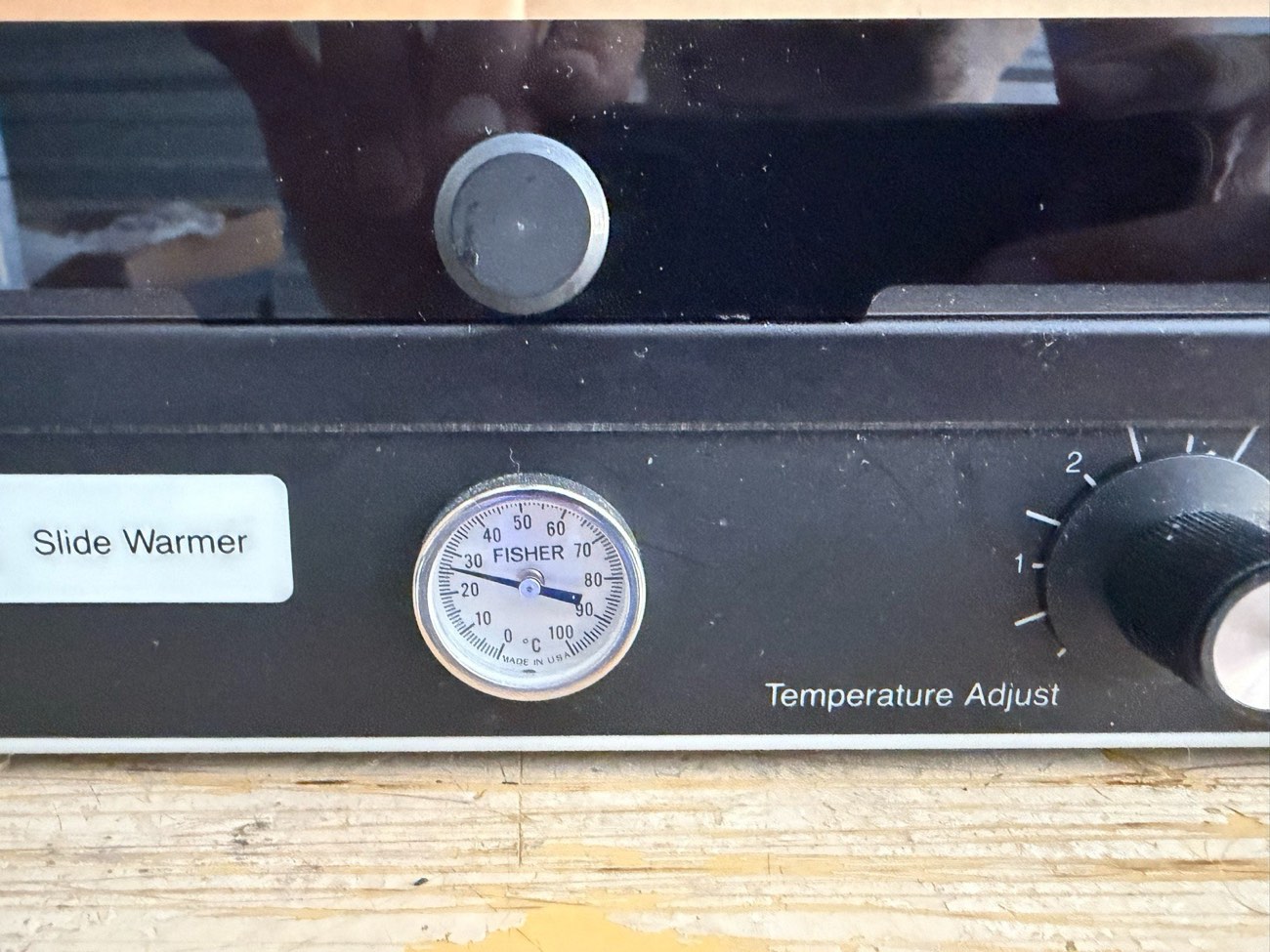 Fisher Scientific Model 77 Slide Warmer Histology Heated Plate 12-594 Powers On — view 2