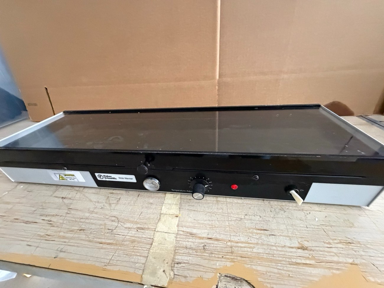 Fisher Scientific Model 77 Slide Warmer Histology Heated Plate 12-594 Powers On — view 1