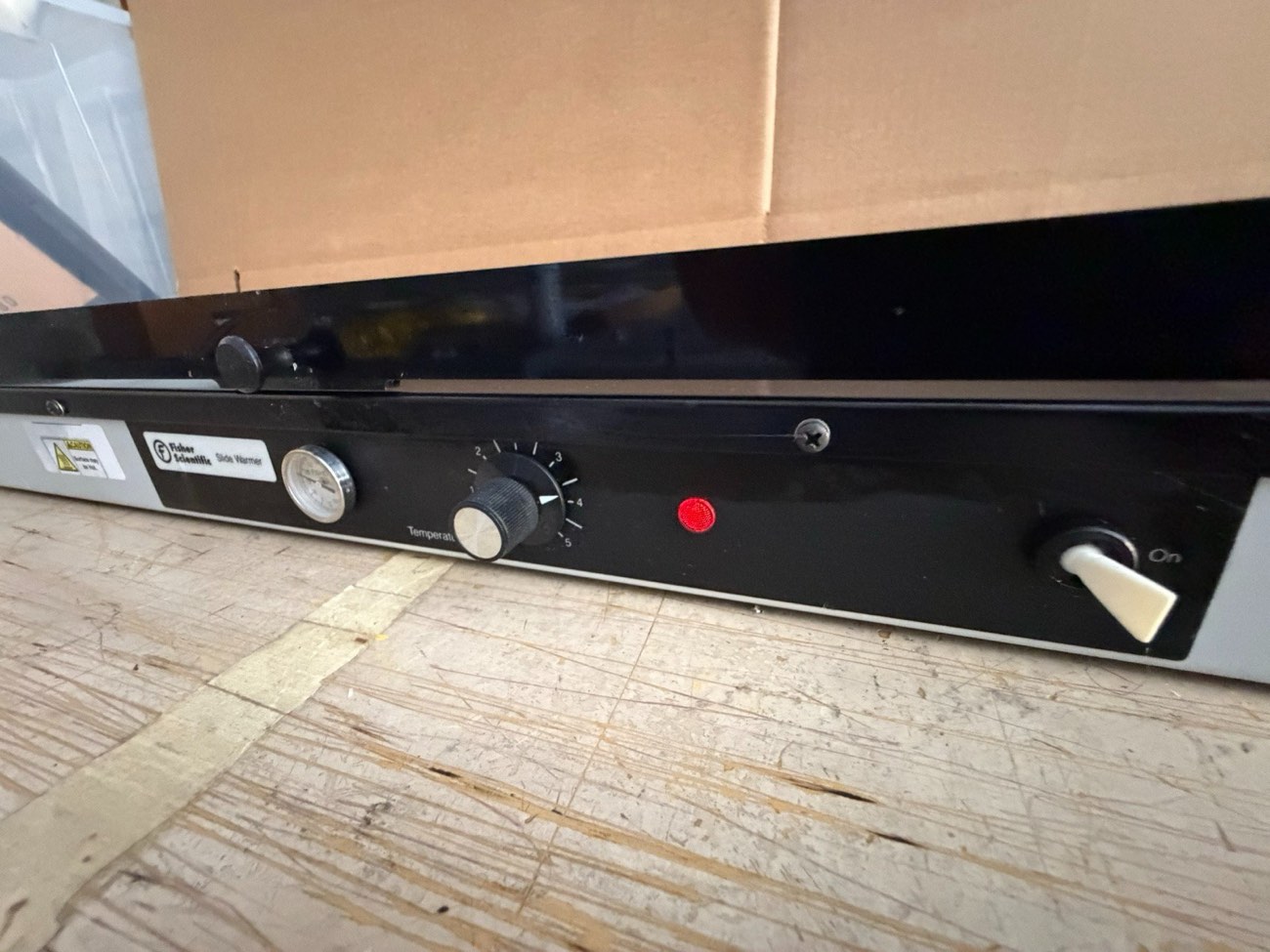 Fisher Scientific Model 77 Slide Warmer Histology Heated Plate 12-594 Powers On — view 2