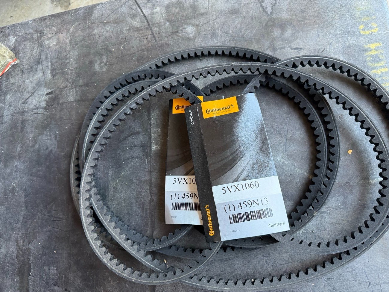 Lot of 2 Continental ContiTech 459N13 5VX1060 Cogged V-Belt 106" 5/8" New — view 4
