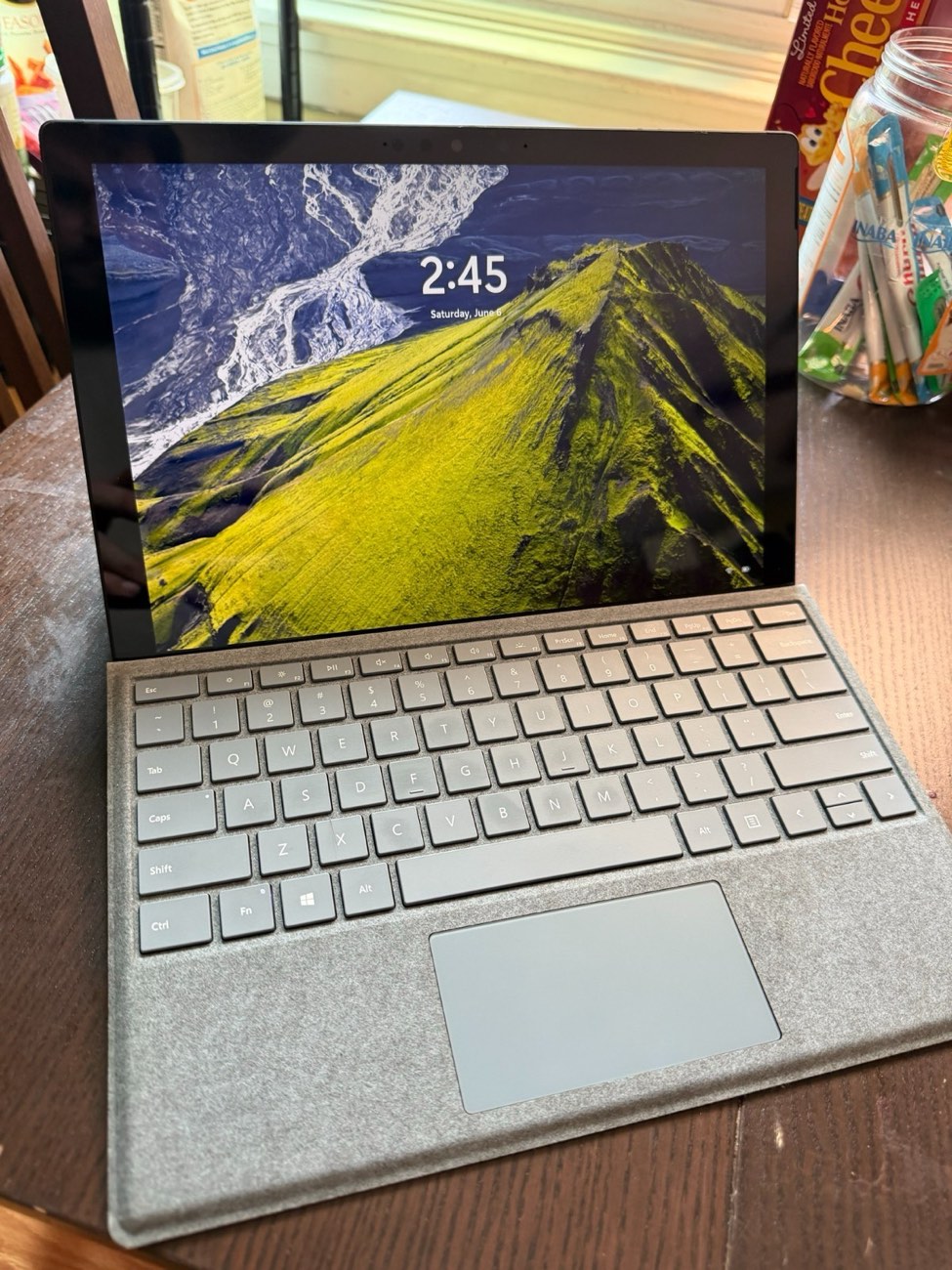 Microsoft Surface Pro 7 i7-1065G7 16GB 256GB Win11 Pro 12.3" + Type Cover Bundle — view 1
