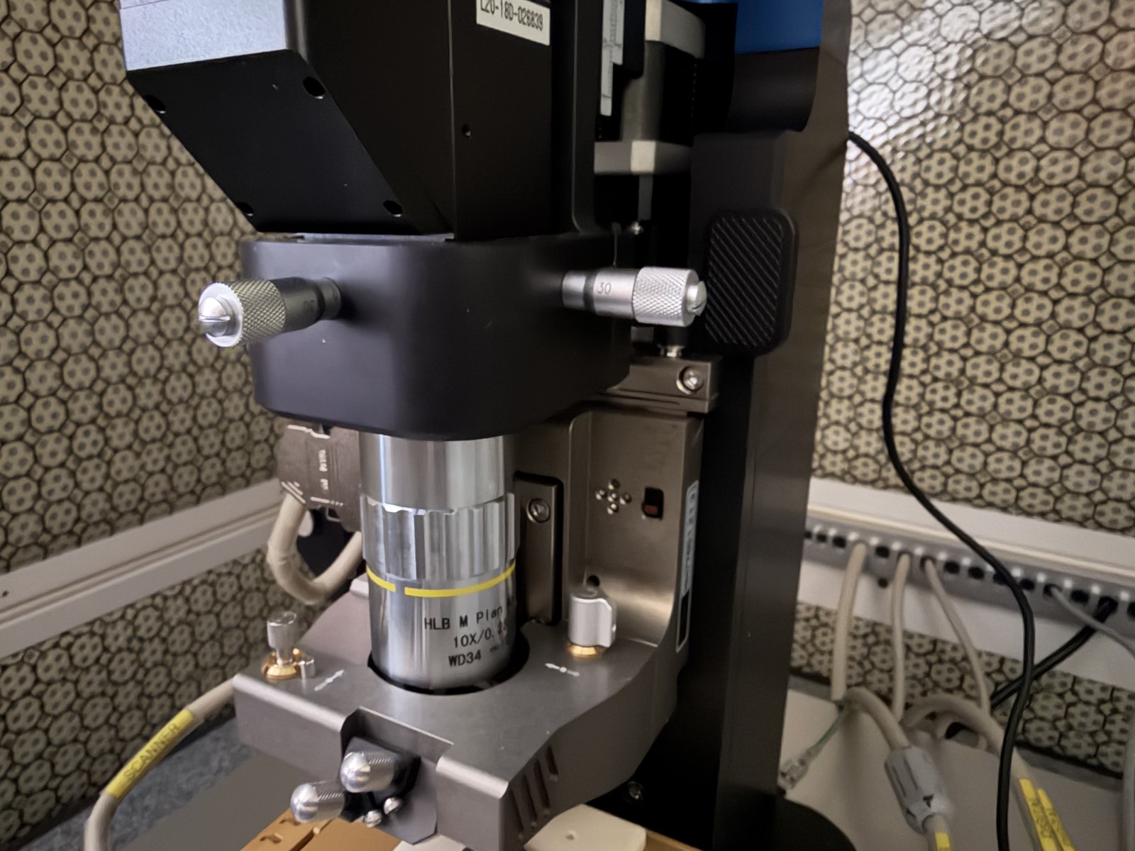 On-axis optical microscope objective - HLB M Plan 10X / 0.28, WD 34 mm